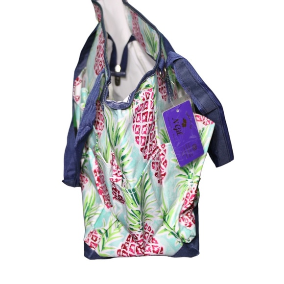 NGIL Pineapple Punch Large Organizer Tote‎ - Picture 3 of 4